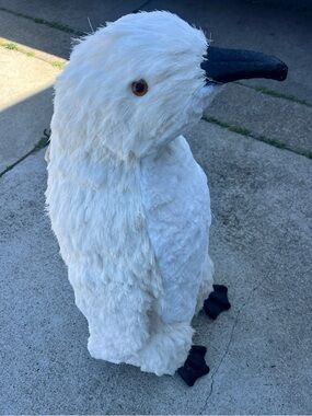 Pottery Barn Kids Sisal
Penguin Décor Large Limited Edition RARE